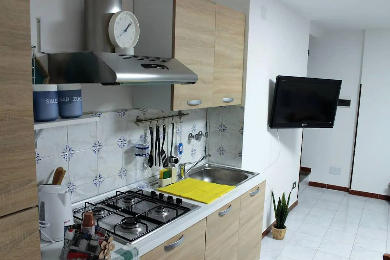 Albergaira Holiday House - Casa Vacanze Palermo 0*,