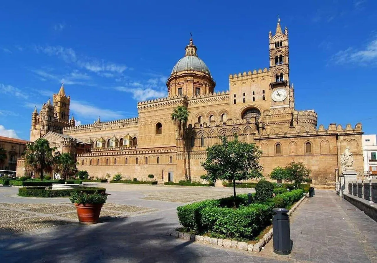 Apartamento Albergaira Holiday House - Casa Vacanze Palermo